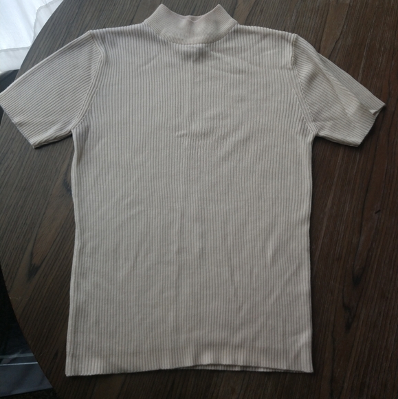 Cream top - Picture 3 of 9